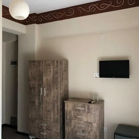 Nehir Hotel 2*